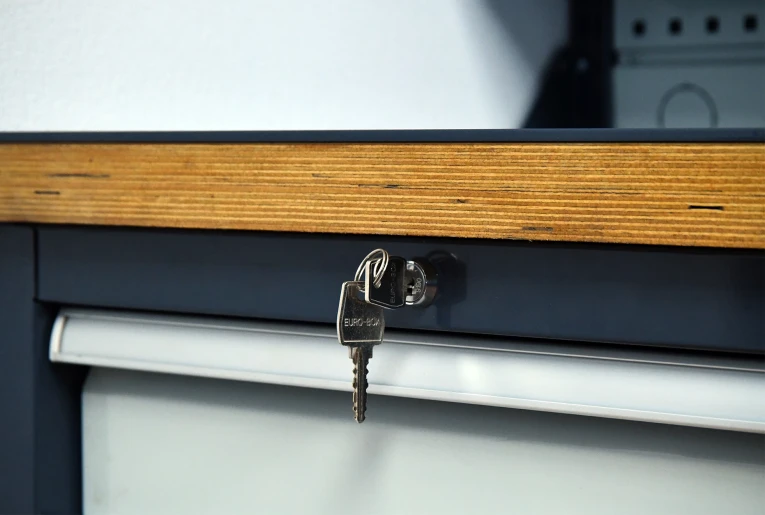 Верстак FBK 205.457-2F купить в Владимире Верстак FBK 205.457-2F купить в Владимире