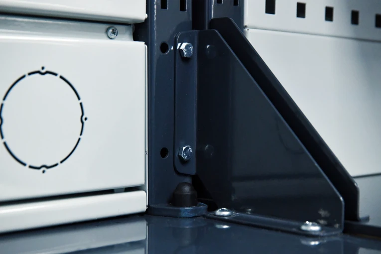 Верстак FBK 205.57.4-2 купить в Владимире Верстак FBK 205.57.4-2 купить в Владимире