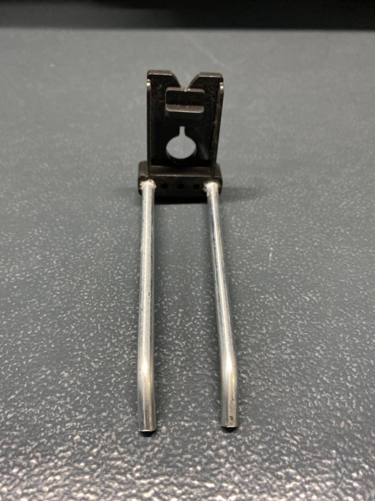 Крючок двойной 100 мм купить в Владимире